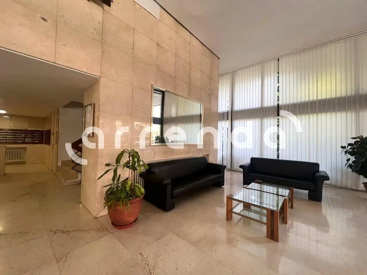 Flat with lift to rent in Plaza del Doctor Laguna, imagen 2
