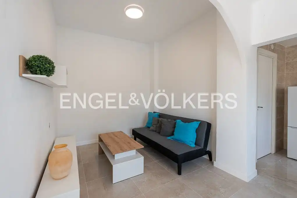 Living room of Houses for sale in Valencia  with Heating, Terrace and Furnished