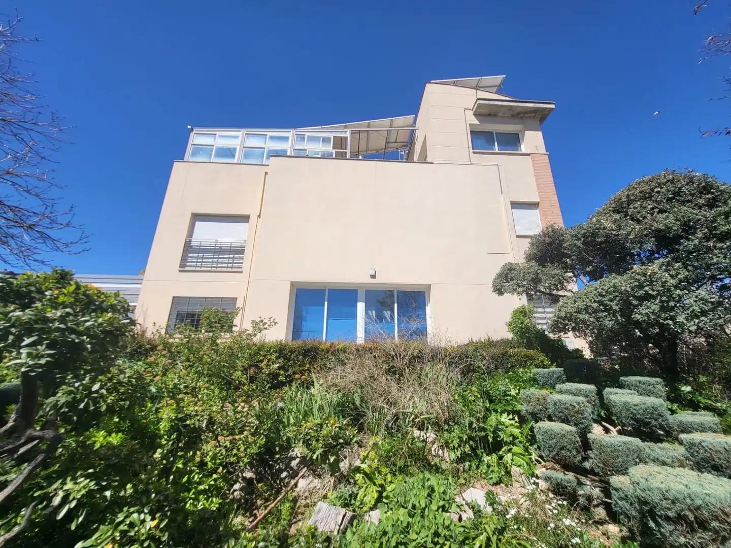 Vista exterior de Casa o xalet en venda en Albolote amb Aire condicionat, Calefacció i Jardí privat