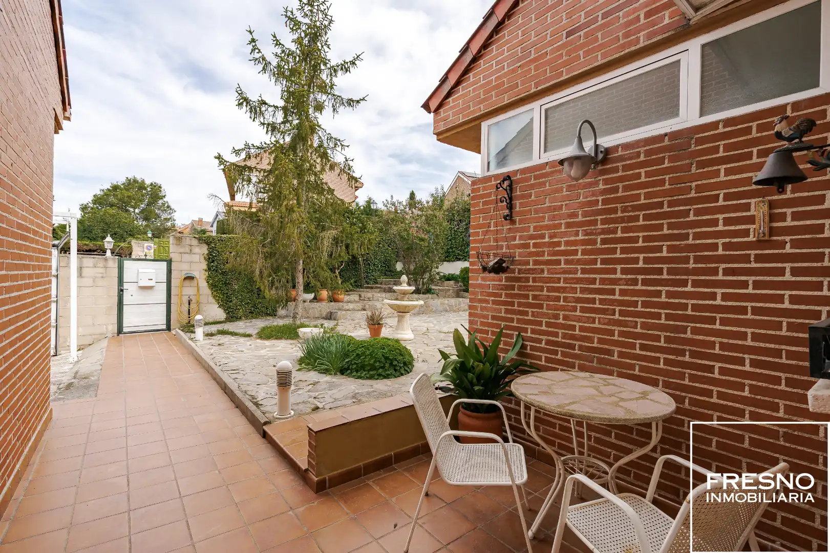 Terrace of Detached homes for sale in Cobeña  with Air Conditioner, Heating and Private garden