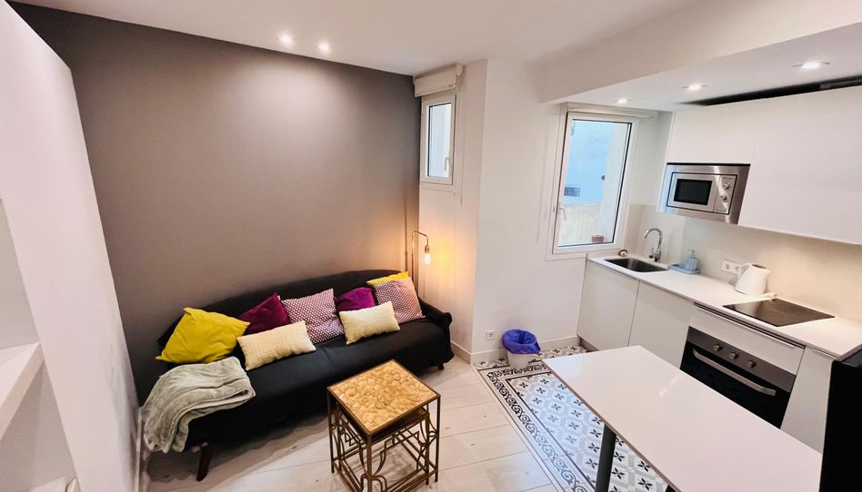 Piso de alquiler en Calle de Casto Plasencia, 13, Universidad - Malasaña - Imagen 2