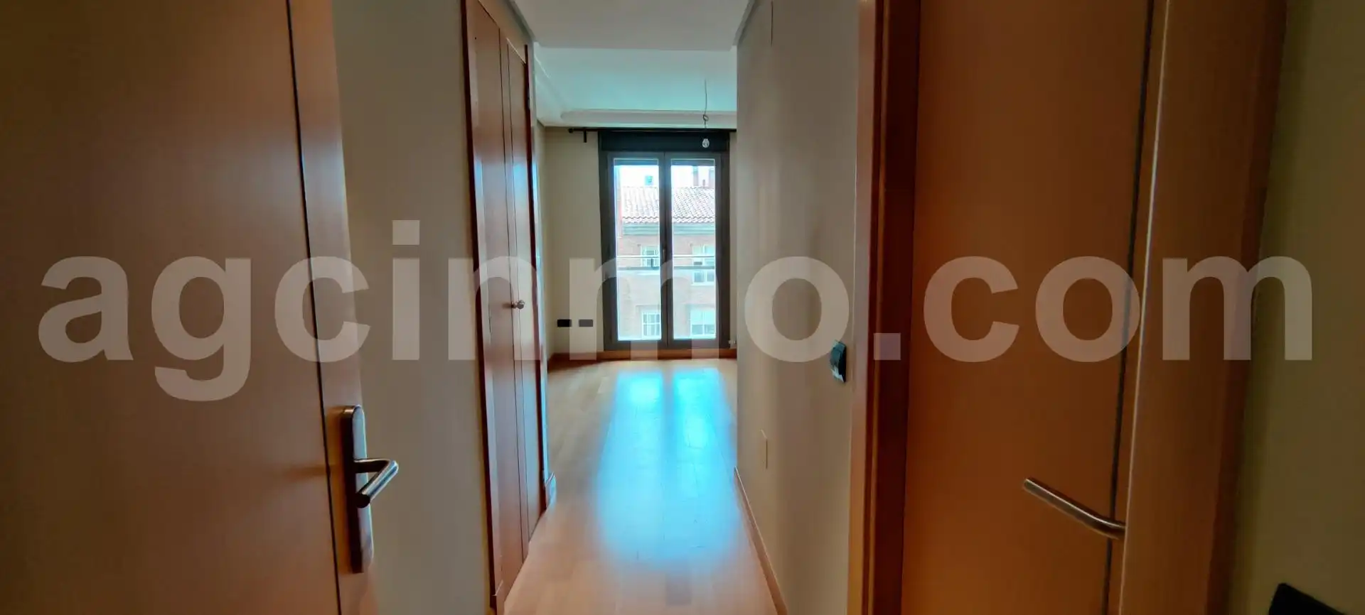 Flat for sale in Valladolid  with Air Conditioner, Heating and Terrace