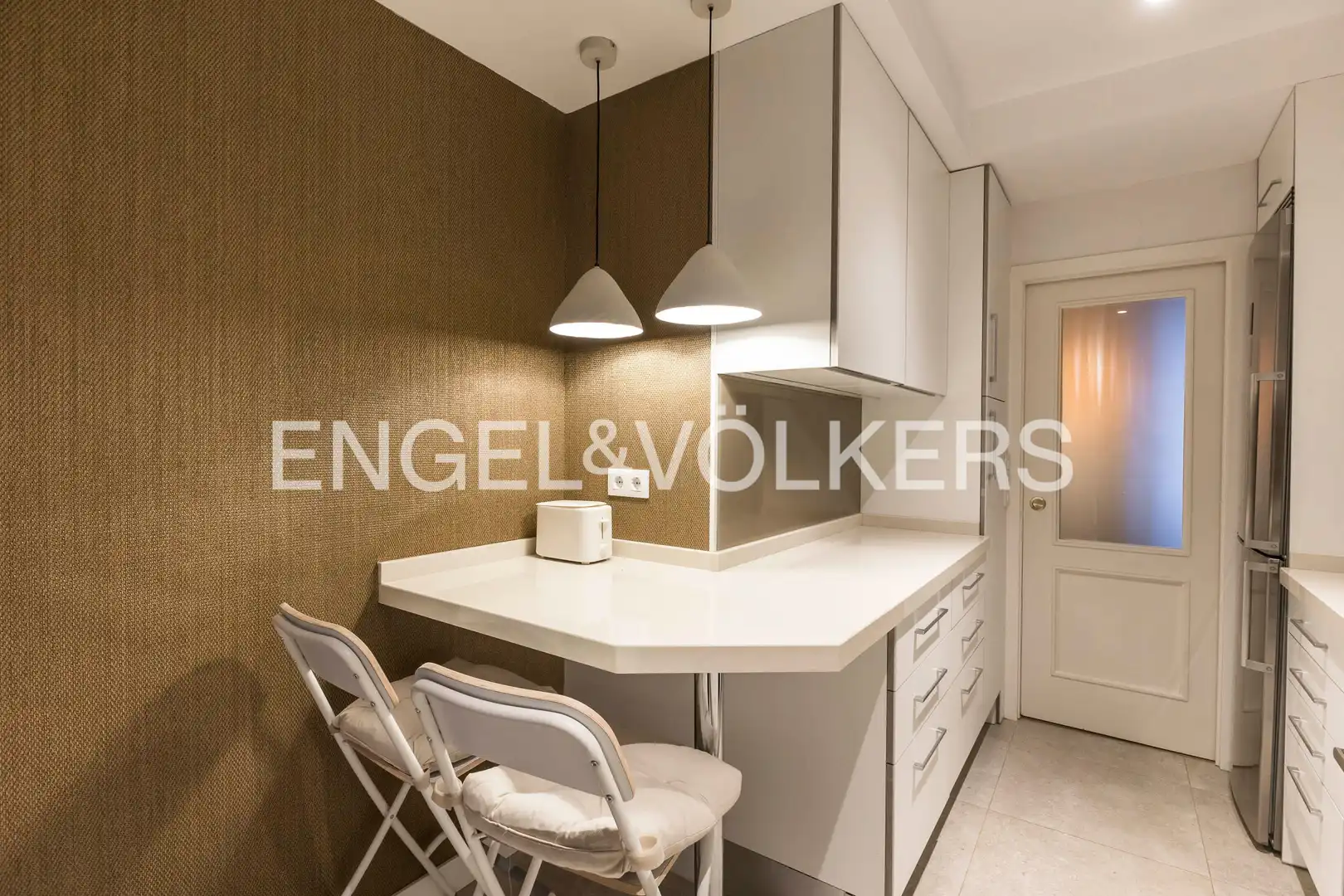 Kitchen of Flat for rent in Madrid  with Air Conditioner, Heating and Terrace