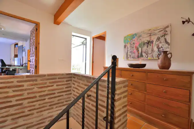 Casa adosada en venta en Benaoján con Calefacción, Terraza y Jacuzzi