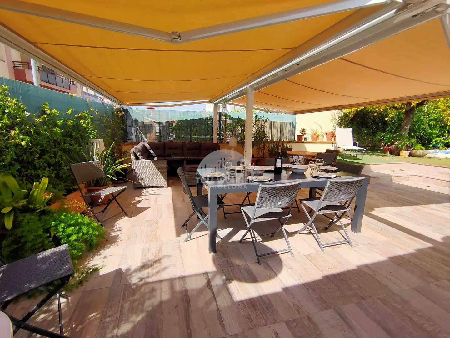 Terrasse von Einfamilien-Reihenhaus zum Verkauf in Gelida mit Klimaanlage, Heizung und Terrasse