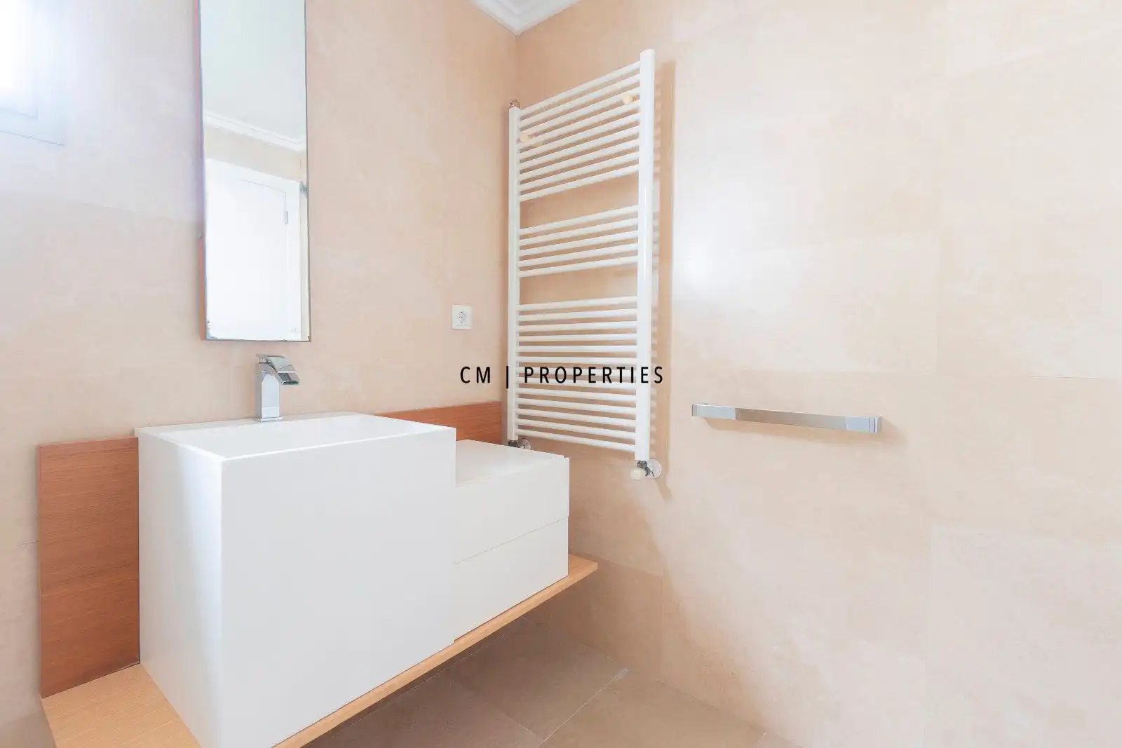 Bedroom of Duplexes for sale in Valencia  with Air Conditioner, Heating and Parquet flooring