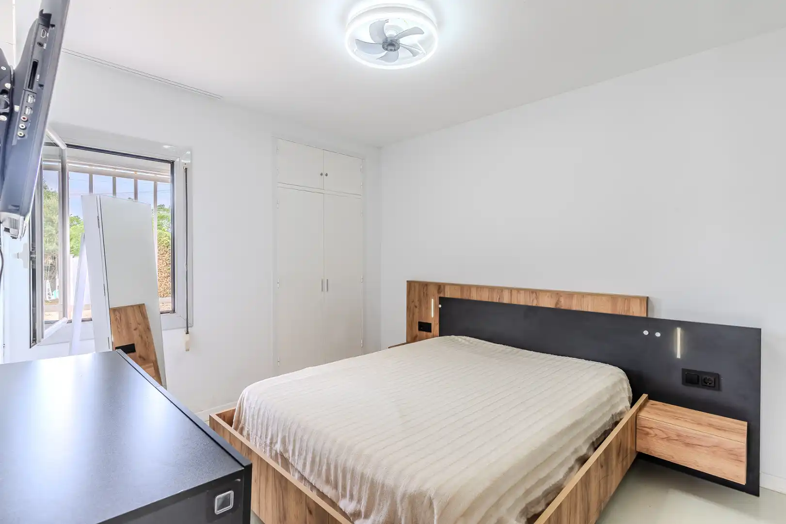 Bedroom of Houses for sale in L'Ametlla de Mar   with Air Conditioner, Heating and Private garden