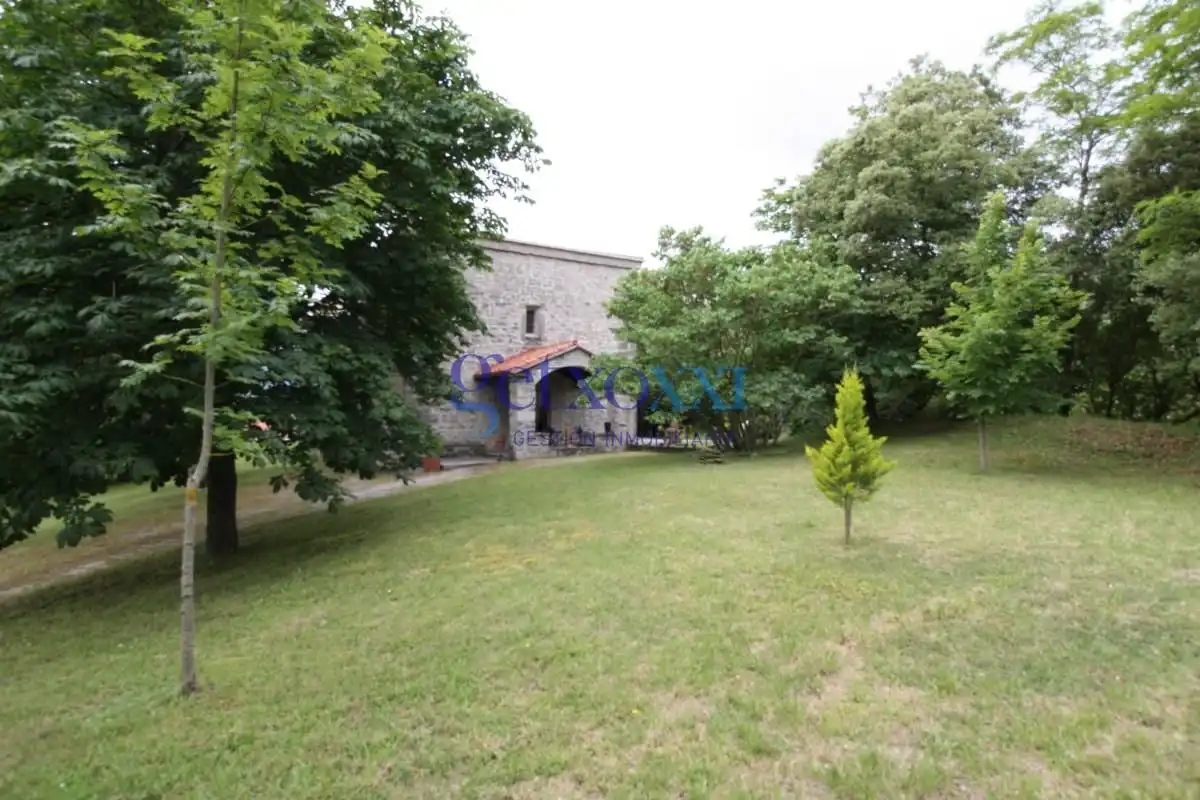 Jardí de Finca rústica en venda en Entrambasaguas amb Calefacció, Jardí privat i Terrassa
