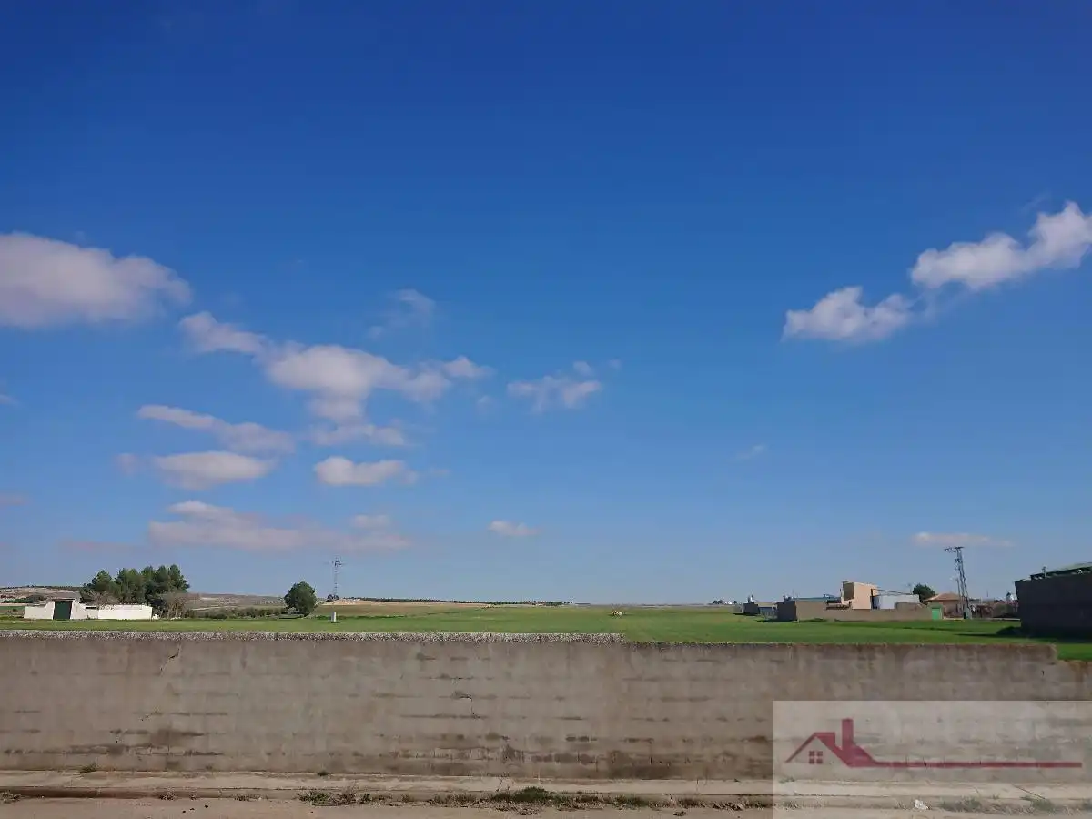 Residential zum Verkauf in ORIENTE, Santa María del Campo Rus