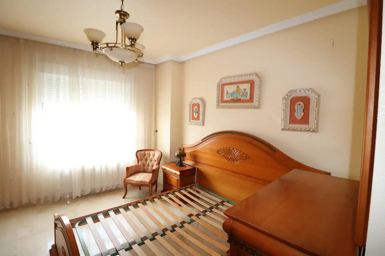 Habitación de Piso en venta en Petrer con Aire acondicionado, Calefacción y Amueblado