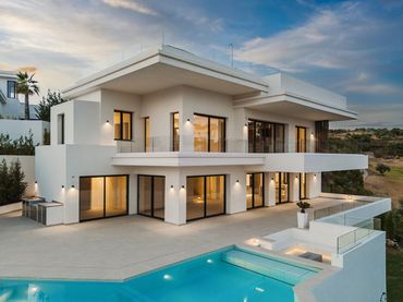 Haus mit Pool zum Verkauf in Estepona Pueblo
