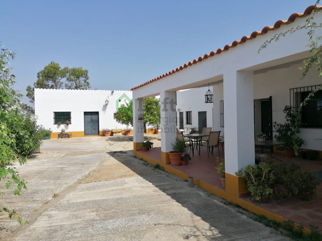 Vista exterior de Casa o xalet en venda en Badajoz Capital