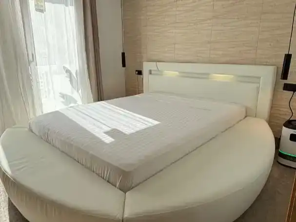 Schlafzimmer von Wohnung zum Verkauf in Marbella mit Klimaanlage, Schwimmbad und Balkon