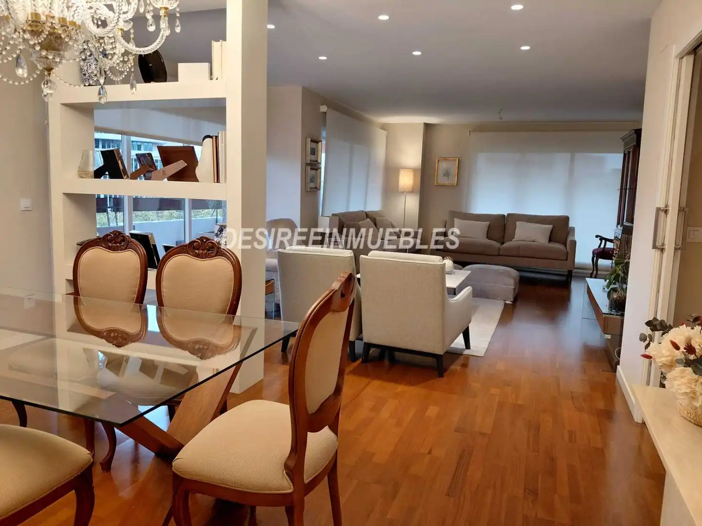 Vista exterior de Piso en venta en Valencia con Aire acondicionado, Calefacción y Parquet