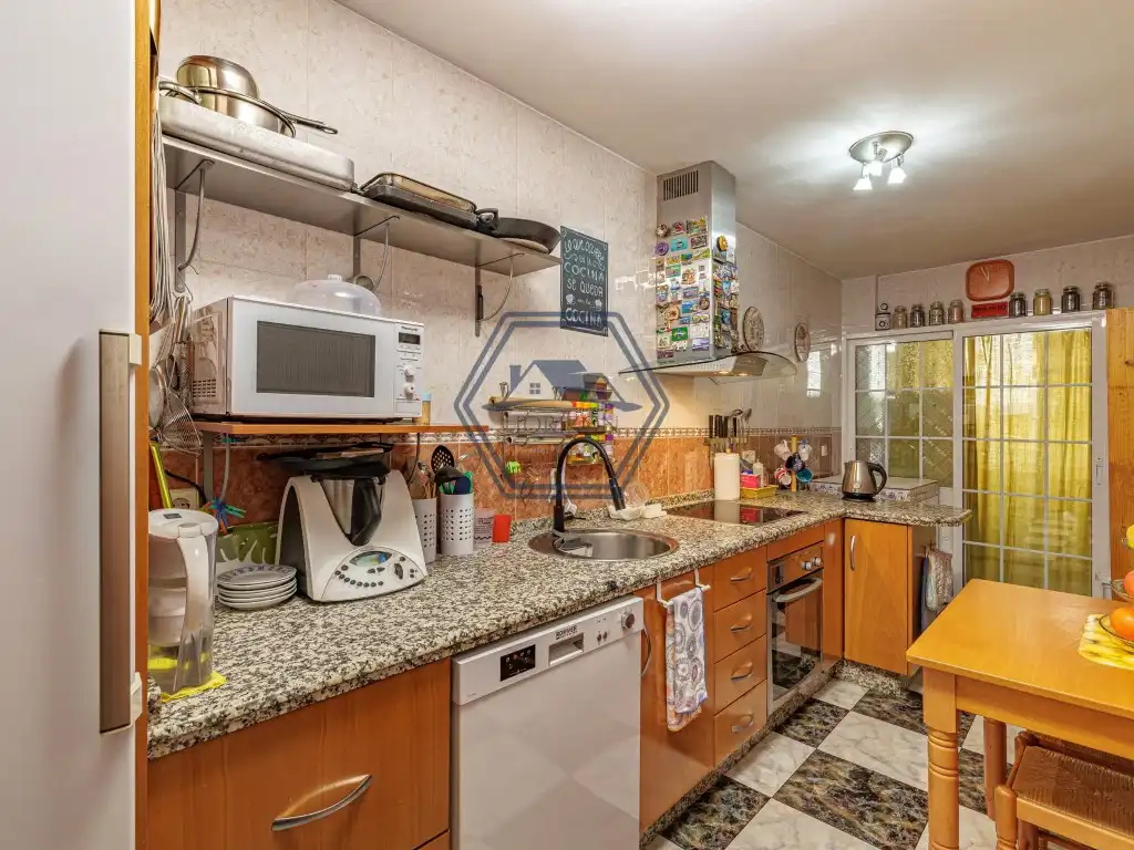 Piso con ascensor en venta en Calle Tolox (Sp), imagen 6