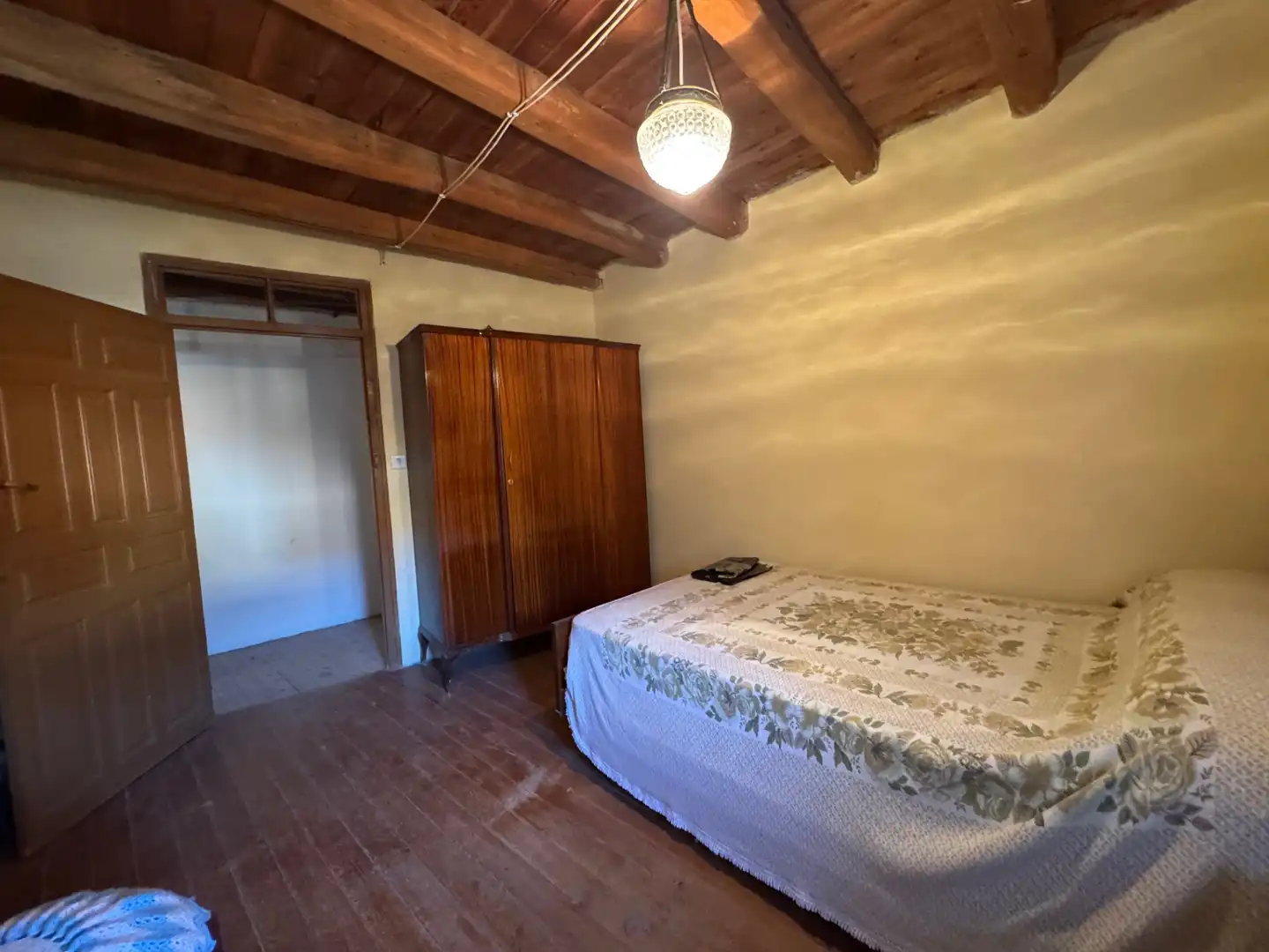 Bedroom of Country homes for sale in Adrada de Haza  with Private garden, Parquet flooring and Storage room