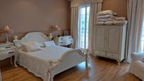 Bedroom of House or chalet for sale in Badalona  with Heating, Parquet flooring and Terrace