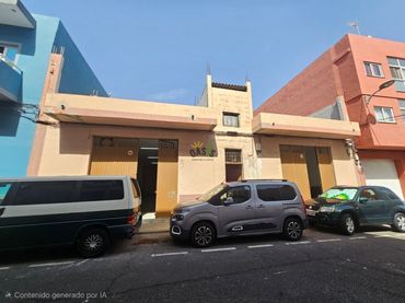 Nau industrial en venda a Taco - Los Andenes - Las Chumbreras