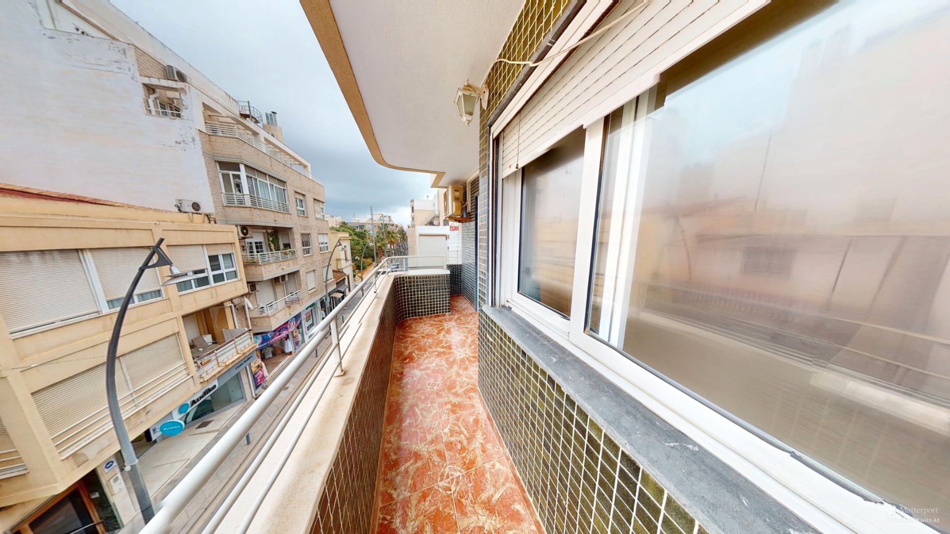 Vista exterior de Piso en venta en Torrevieja con Aire acondicionado, Amueblado y Horno