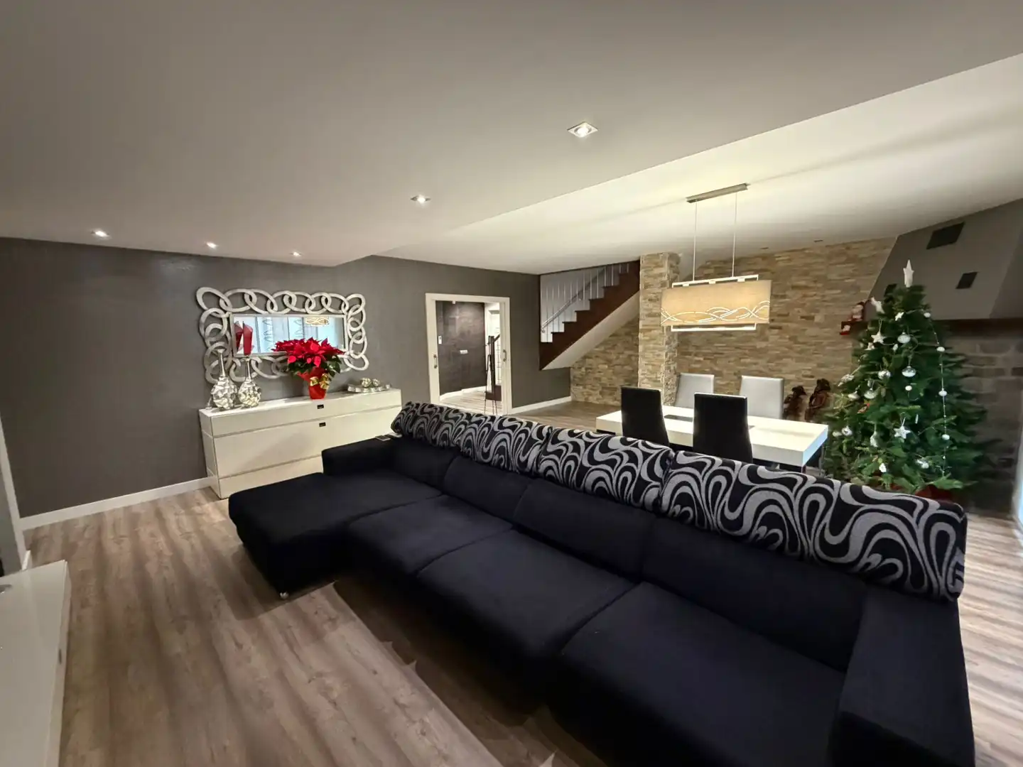 Living room of Houses for sale in Albesa  with Air Conditioner, Heating and Parquet flooring