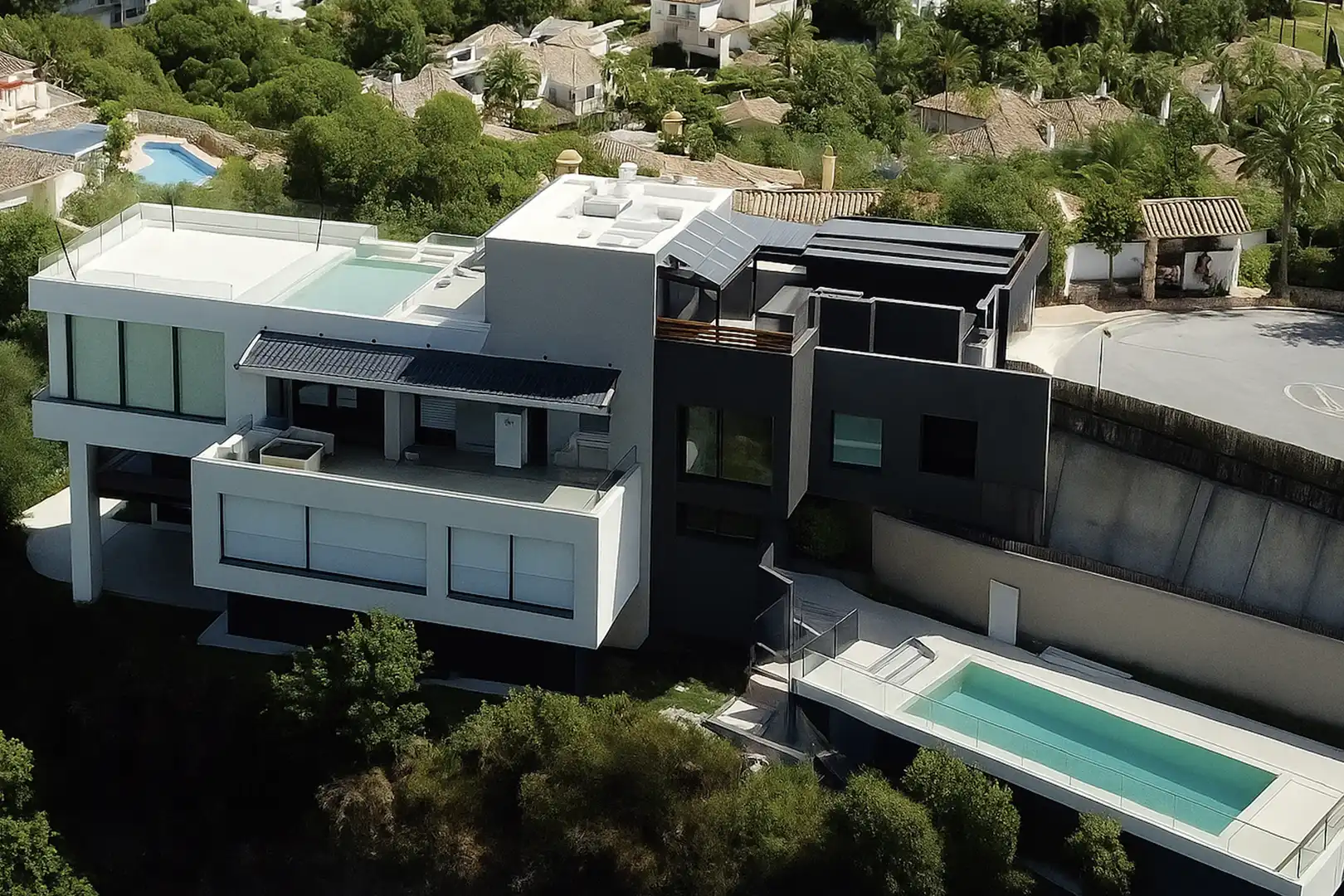 Vista exterior de Casa o chalet en venta en Benahavís con Aire acondicionado, Calefacción y Jardín privado