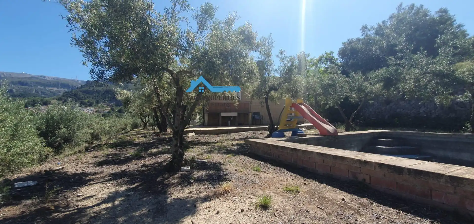 Casa o chalet en venta en Confrides con Calefacción, Jardín privado y Terraza