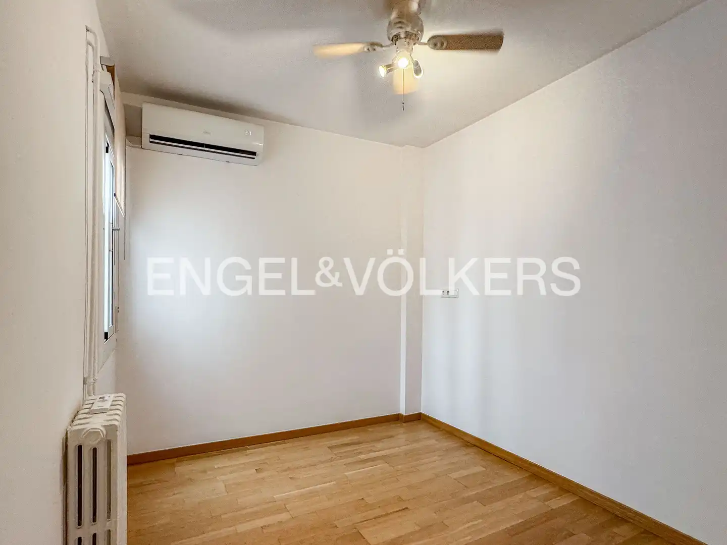 Ático de alquiler en Barcelona con Aire acondicionado, Calefacción y Parquet