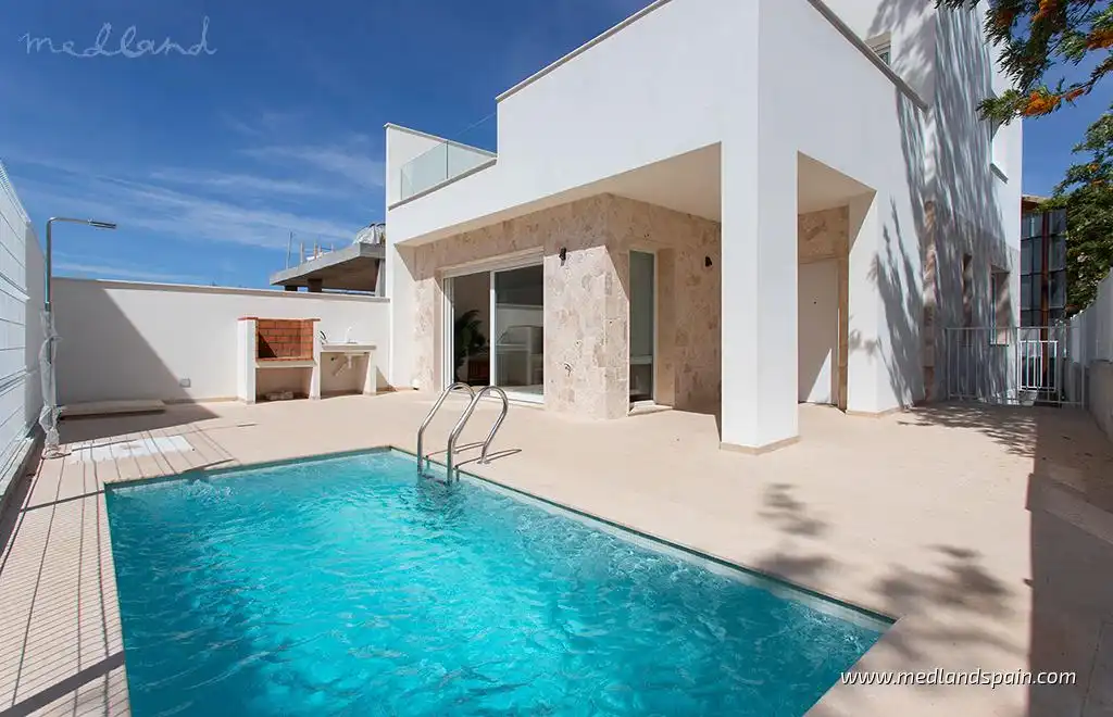 Villa à vendre à Hondón de las Nieves / El Fondó de les Neus