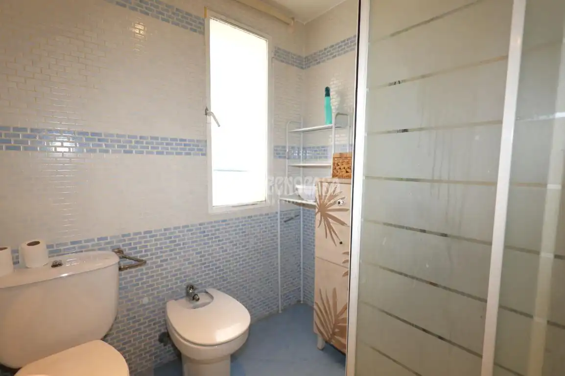 Badezimmer von Wohnung zum Verkauf in Madrid mit Heizung und Balkon