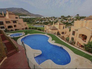 Àtic amb piscina en venda a Costa Natura