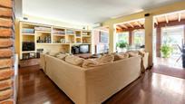 Living room of Flat for sale in Vic  with Heating, Private garden and Parquet flooring