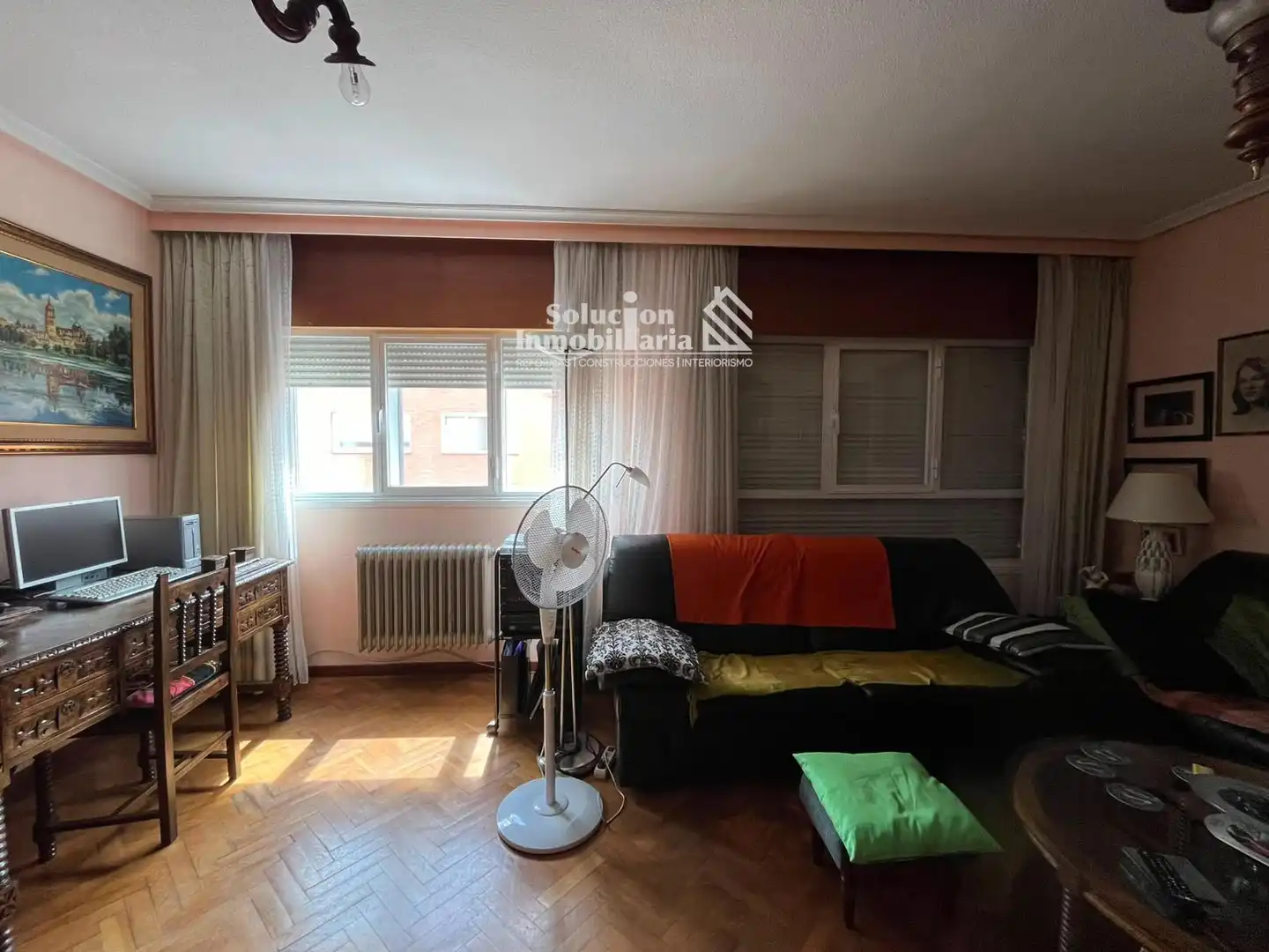 Sala de estar de Casa adosada en venta en Salamanca con Calefacción, Jardín privado y Terraza