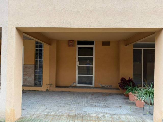 Local comercial en Venta en Calle BARCELONA en Centre