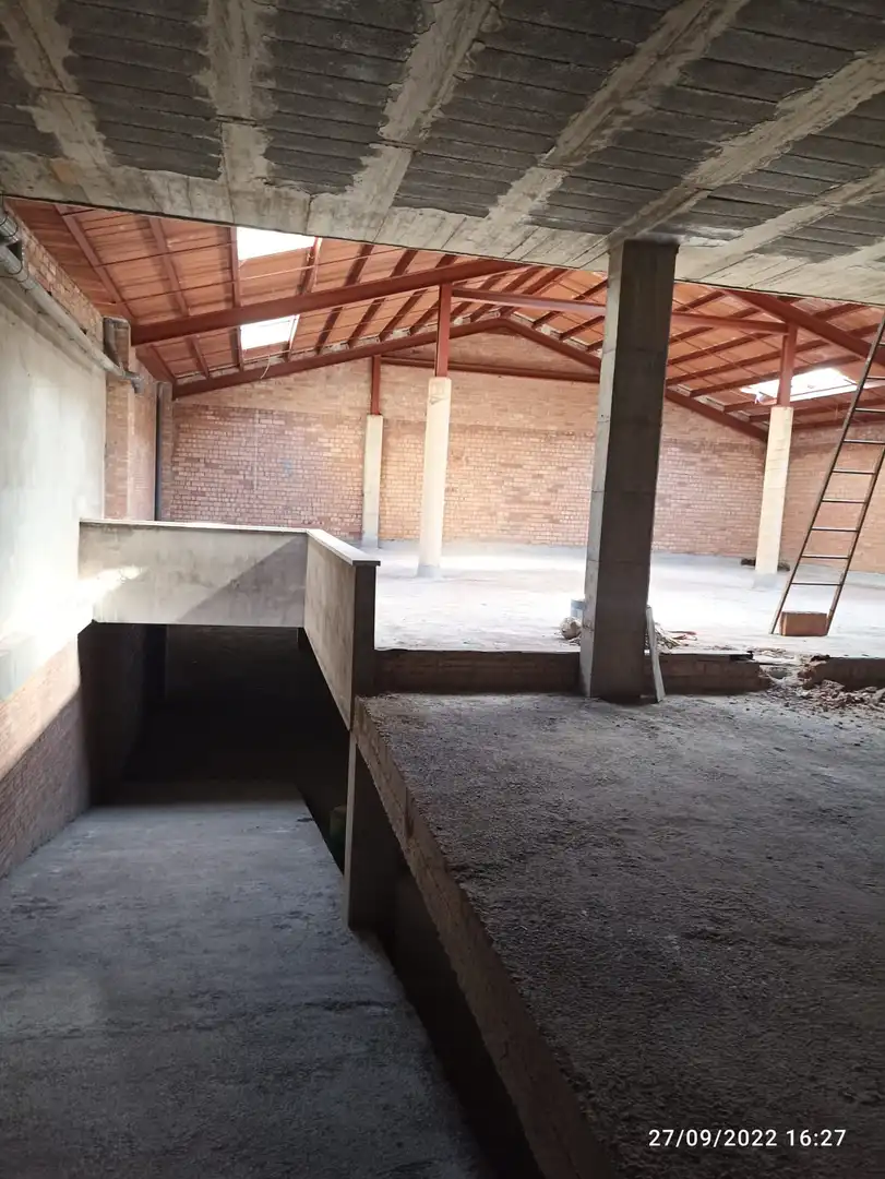 Business premises for sale in Berga, imagen 3