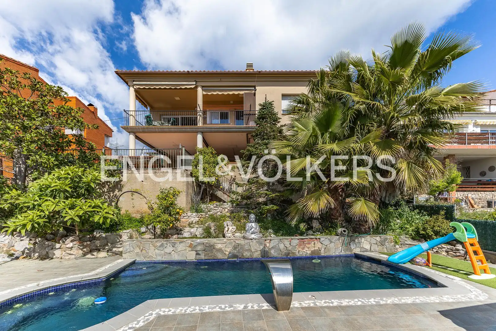 Exterior view of Houses for sale in Castellar del Vallès  with Air Conditioner, Heating and Private garden