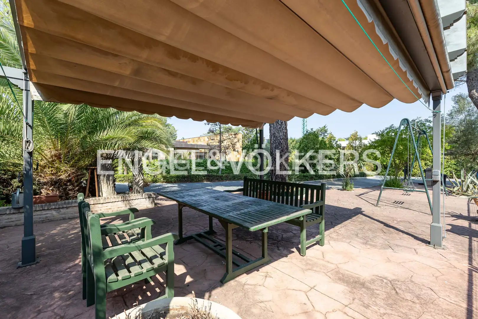 Terrace of Houses for sale in Majadahonda  with Air Conditioner, Heating and Private garden