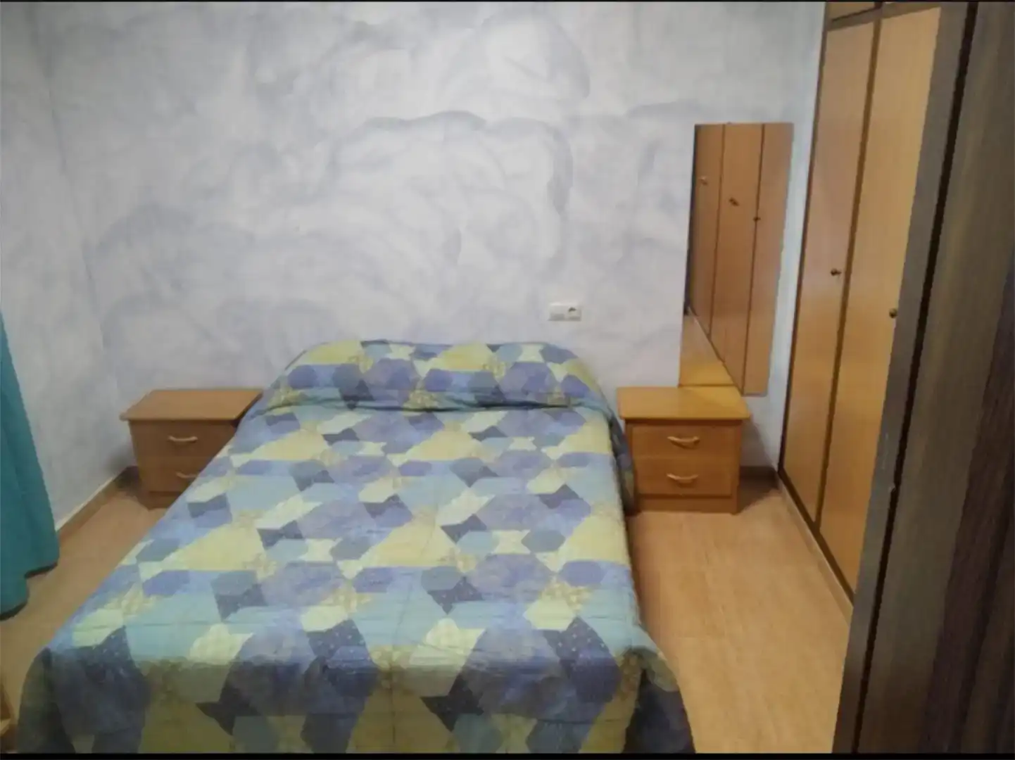 Dormitori de Casa adosada per a compartir en Murcia amb Aire condicionat, Jardí privat i Moblat