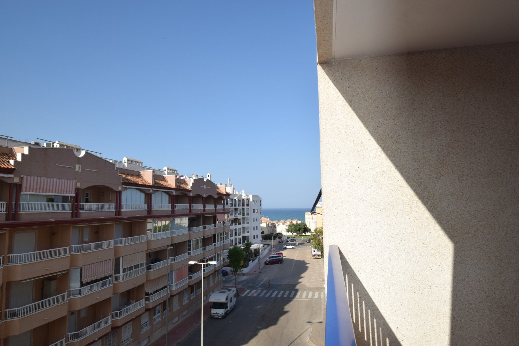 Exterior view of Flat for sale in Guardamar del Segura  with Air Conditioner, Terrace and Swimming Pool