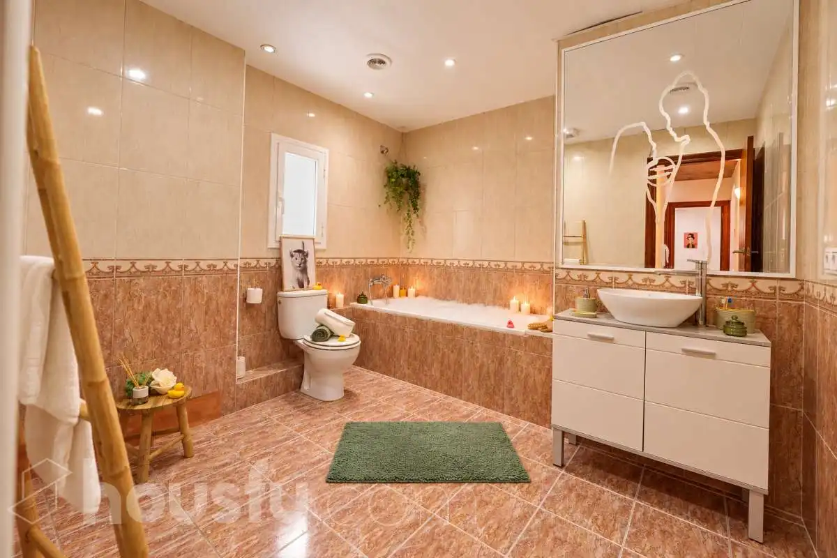 Baño de Planta baja en venta en El Poal