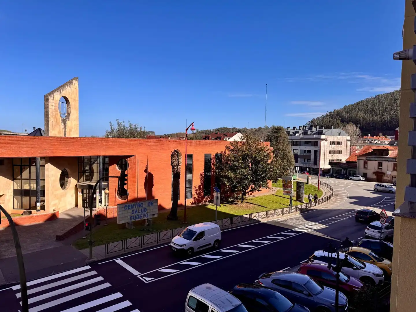 Vista exterior de Pis en venda en Medio Cudeyo amb Calefacció i Terrassa