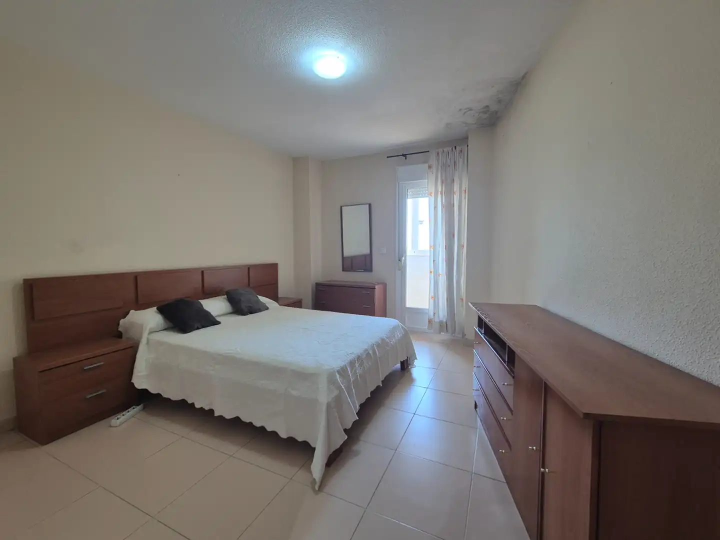 Habitación de Apartamento en venta en Badajoz con Aire acondicionado, Calefacción y Amueblado
