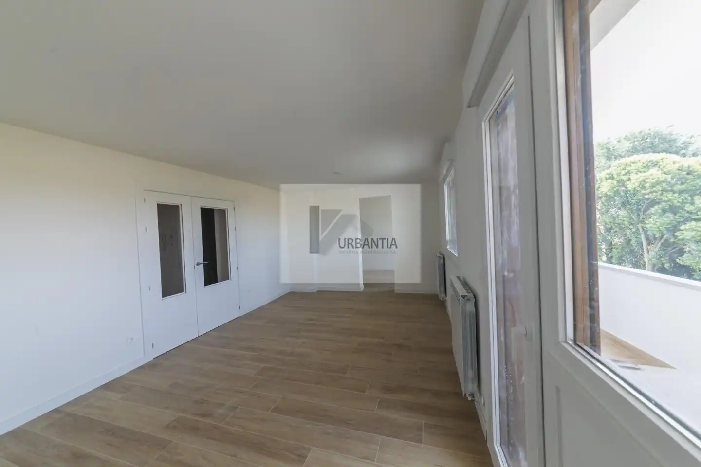 Sala d'estar de Casa adosada en venda en Larraga amb Calefacció, Terrassa i Balcó