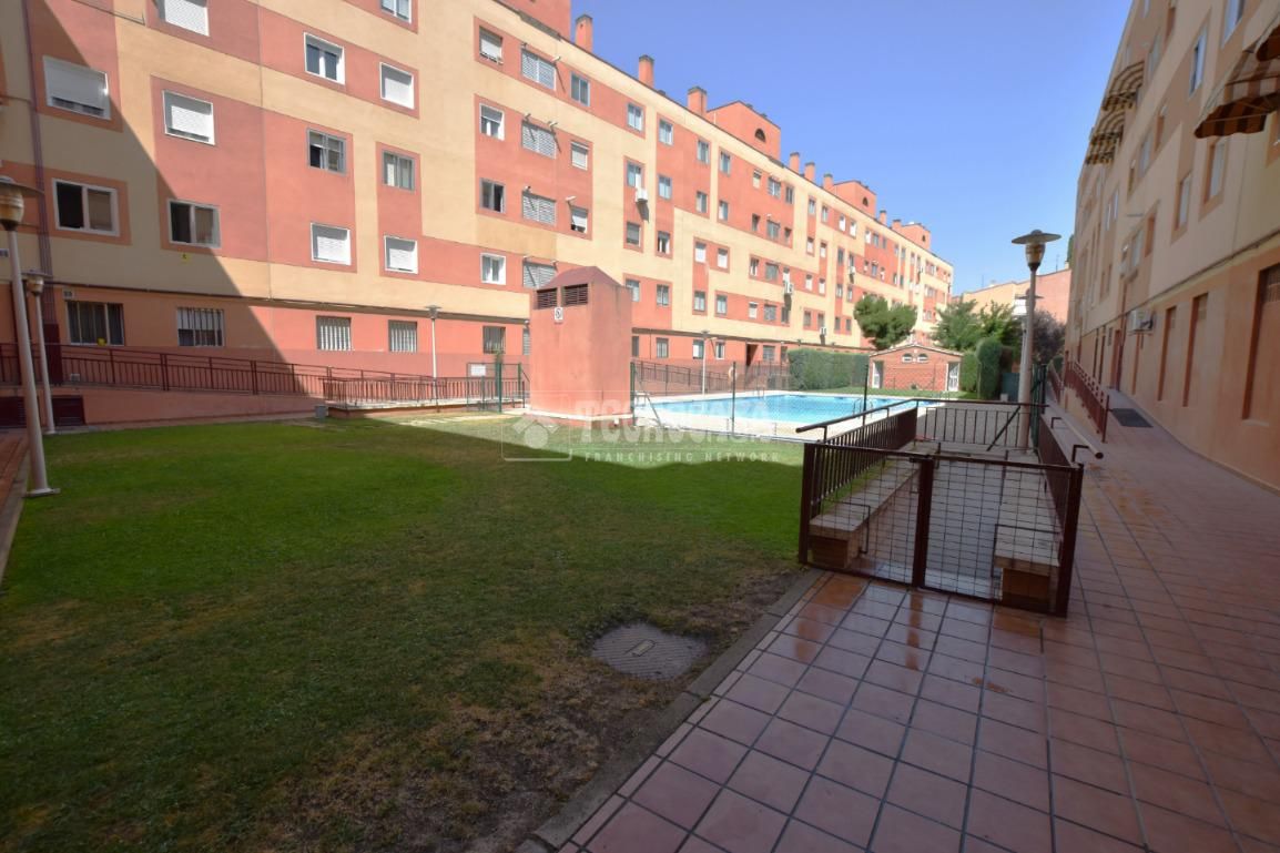 Garden of Flat for sale in Getafe  with Air Conditioner, Heating and Storage room