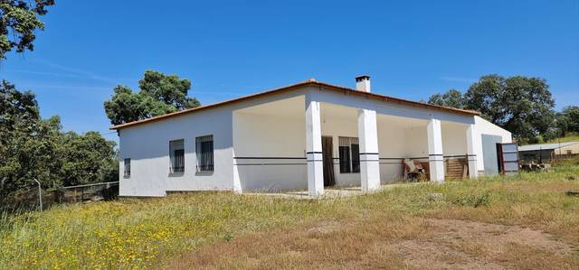 Casa-chalet en Venta en N/A en Alcaracejos