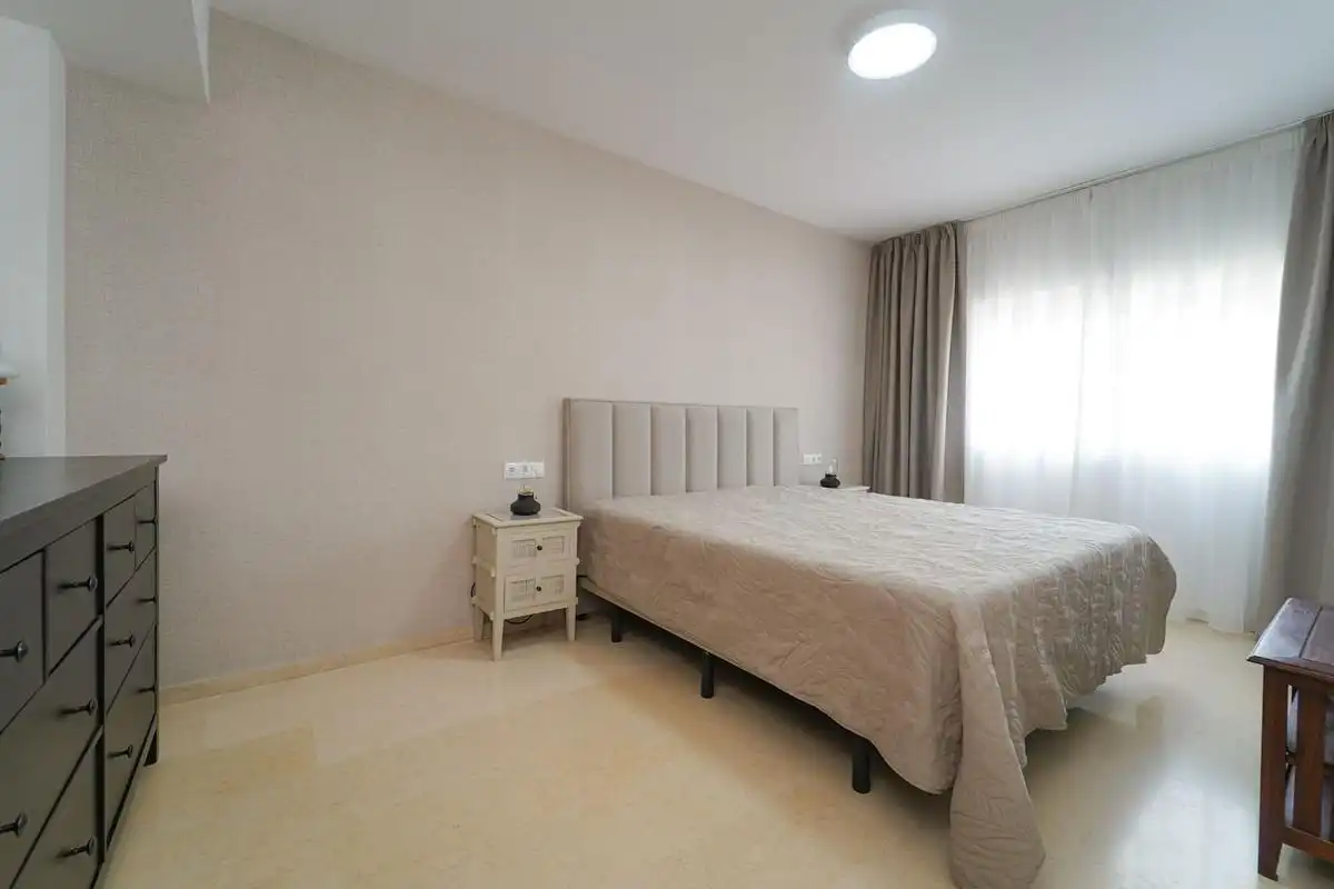 Habitación de Ático en venta en Marbella con Aire acondicionado, Calefacción y Terraza