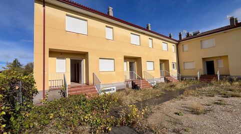 Foto 3 de Casa adosada en venta en Calle Fuente, 77, Albalate de Zorita, Guadalajara