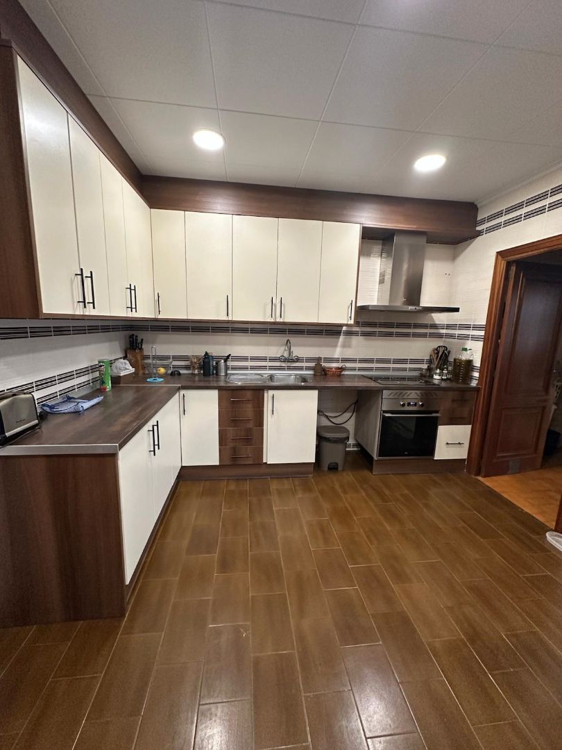 Cuina de Casa o xalet en venda en Valverde de Júcar amb Aire condicionat, Calefacció i Terrassa