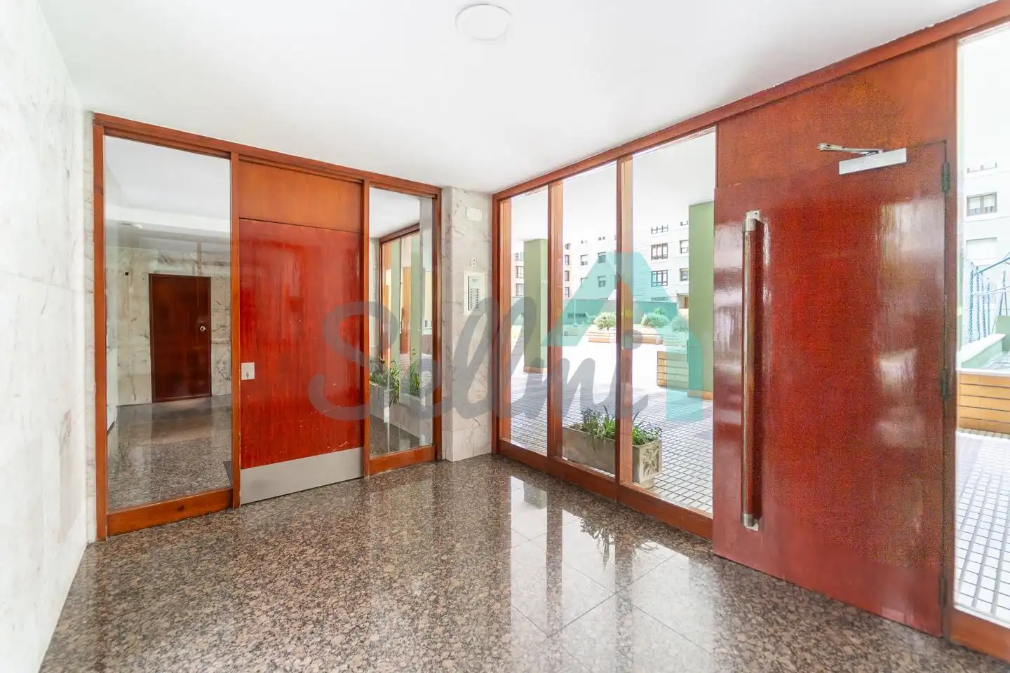 Flat for share in Oviedo   with Heating, Parquet flooring and Furnished