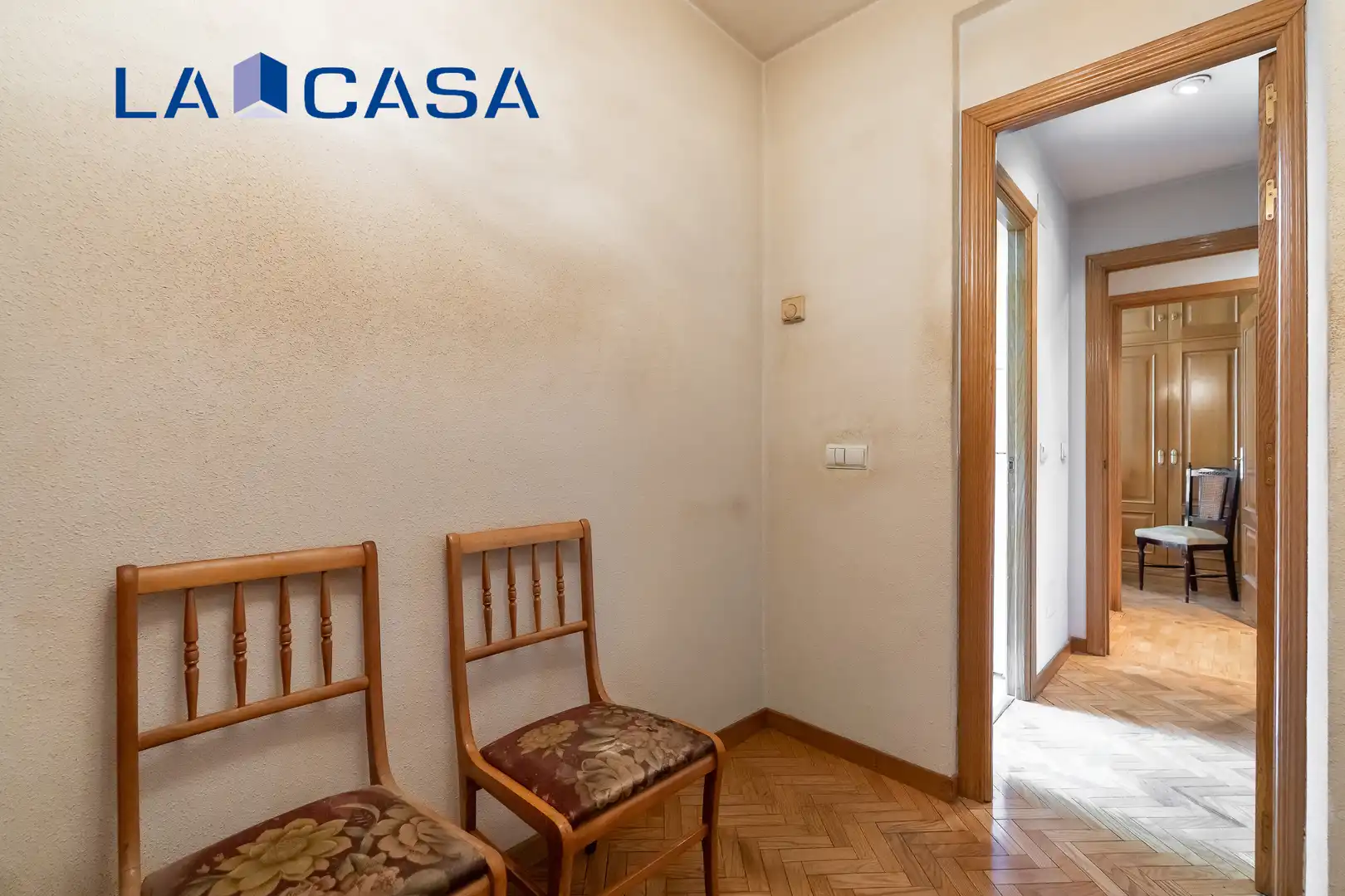 Piso en venta en Madrid con Calefacción y Balcón