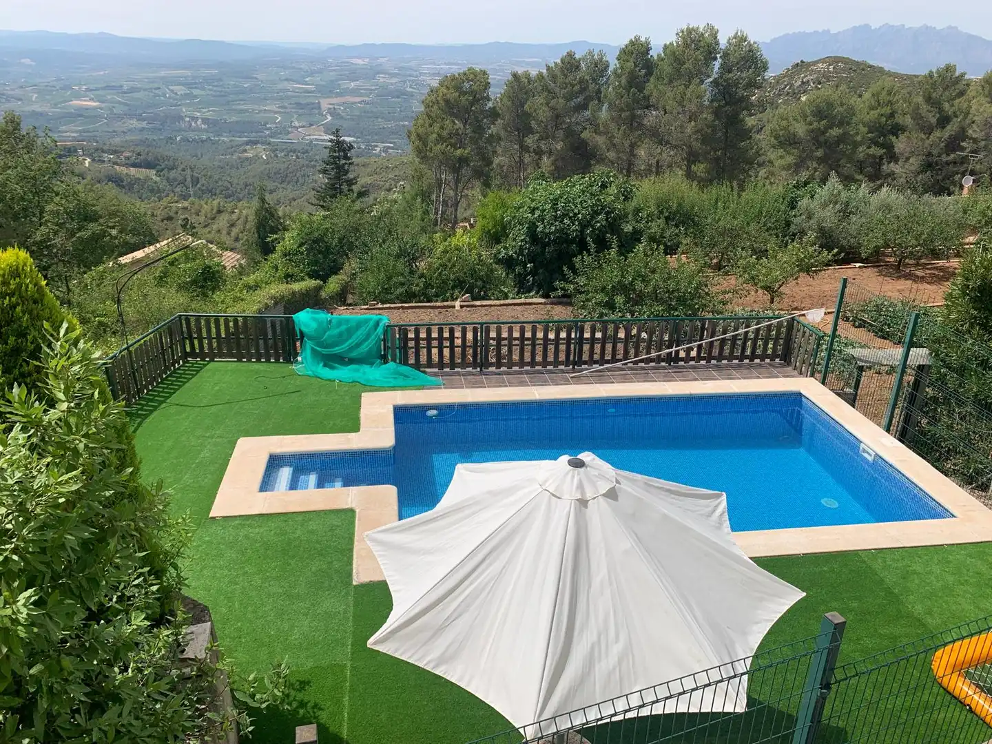Xalet amb piscina en venda a Corbera de Llobregat, imagen 2